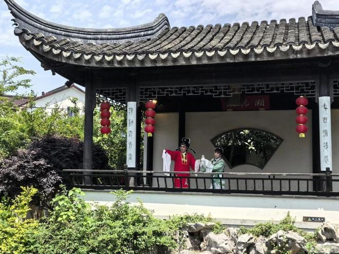 燃！白天逛摊听民谣入夜追萤火蹦迪新葡京娱乐“五一”苏州太湖东山太(图3)